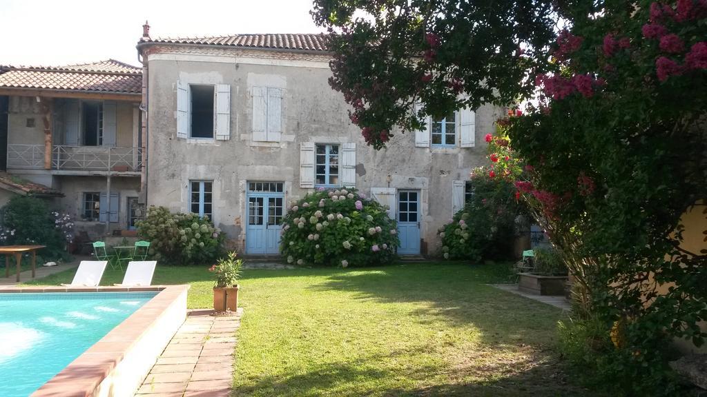 Maison Arriu Bed & Breakfast Montaut  Luaran gambar